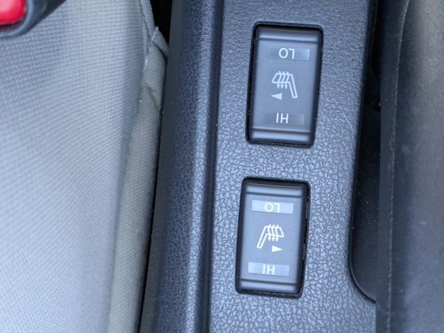 Used 2015 Nissan Versa Note SV FWD image 21