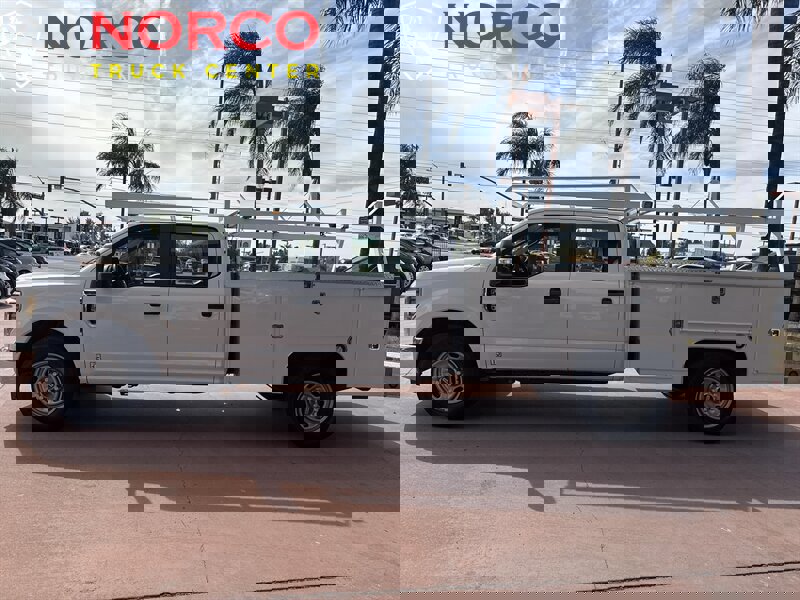 Used 2019 Ford F350 XL w/ Power Equipment Group image 5