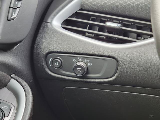 Used 2024 Chevrolet Malibu LT FWD image 13