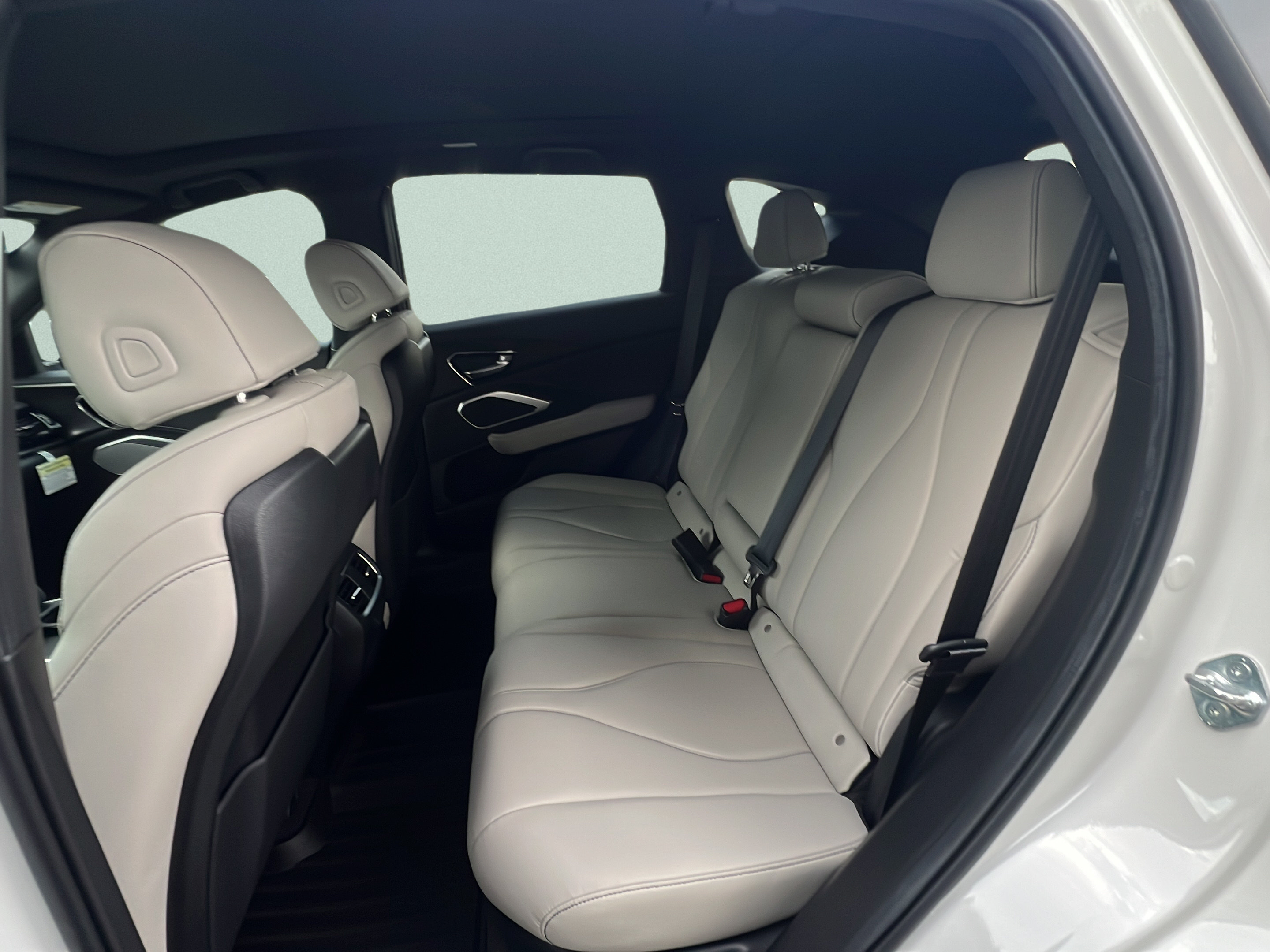Certified 2026 Acura RDX SH-AWD image 13