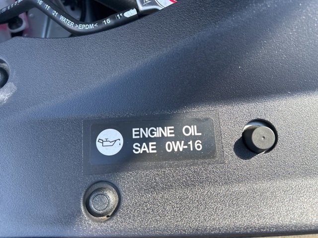 Used 2023 Toyota Camry SE image 12