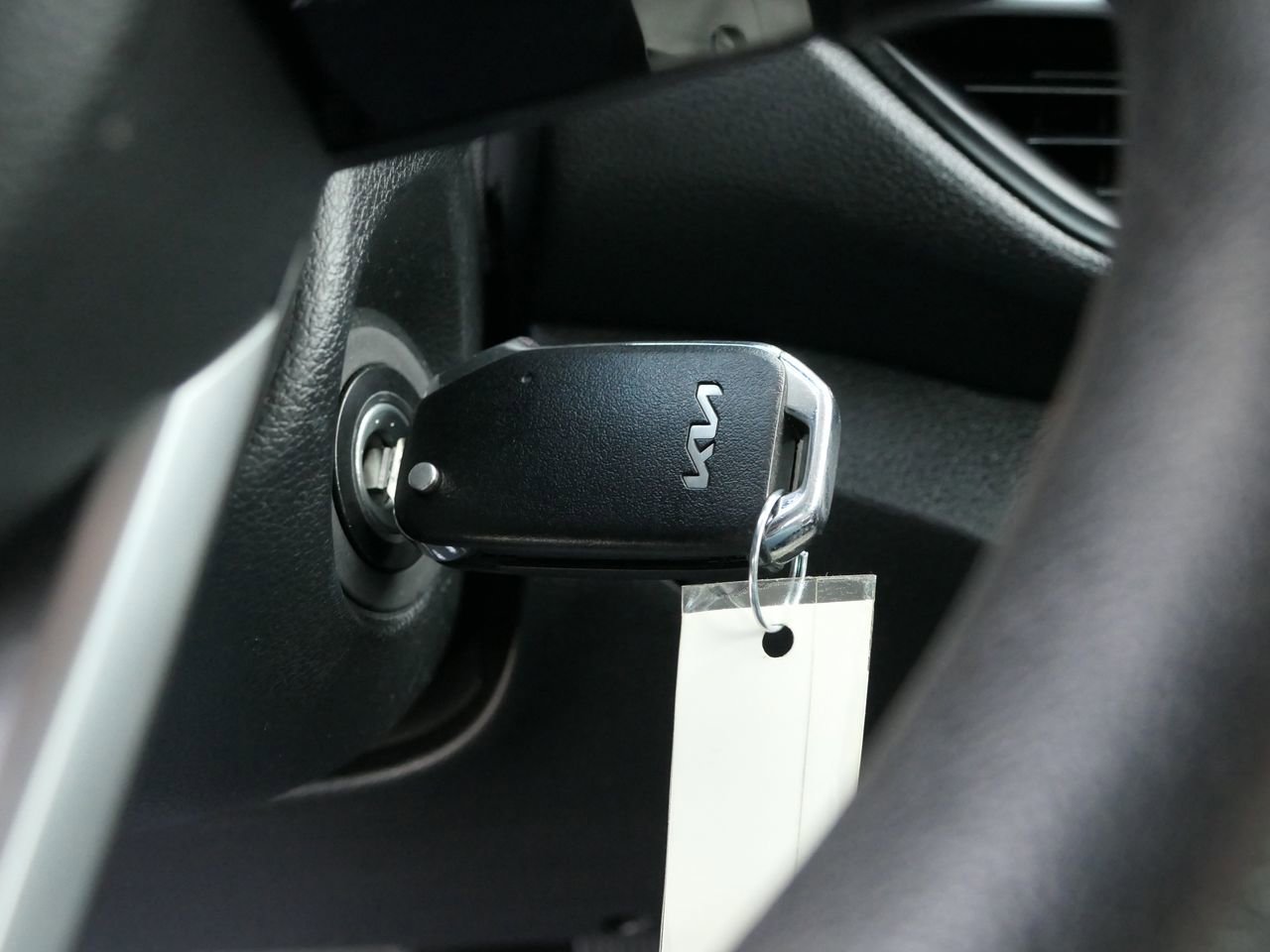 Used 2022 Kia Forte LXS image 17