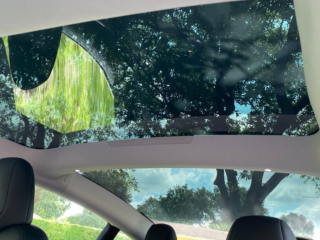 Used 2024 Tesla Model 3 Standard Range RWD image 19