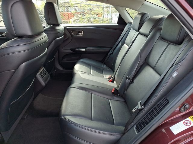 Used 2015 Toyota Avalon XLE Touring image 10