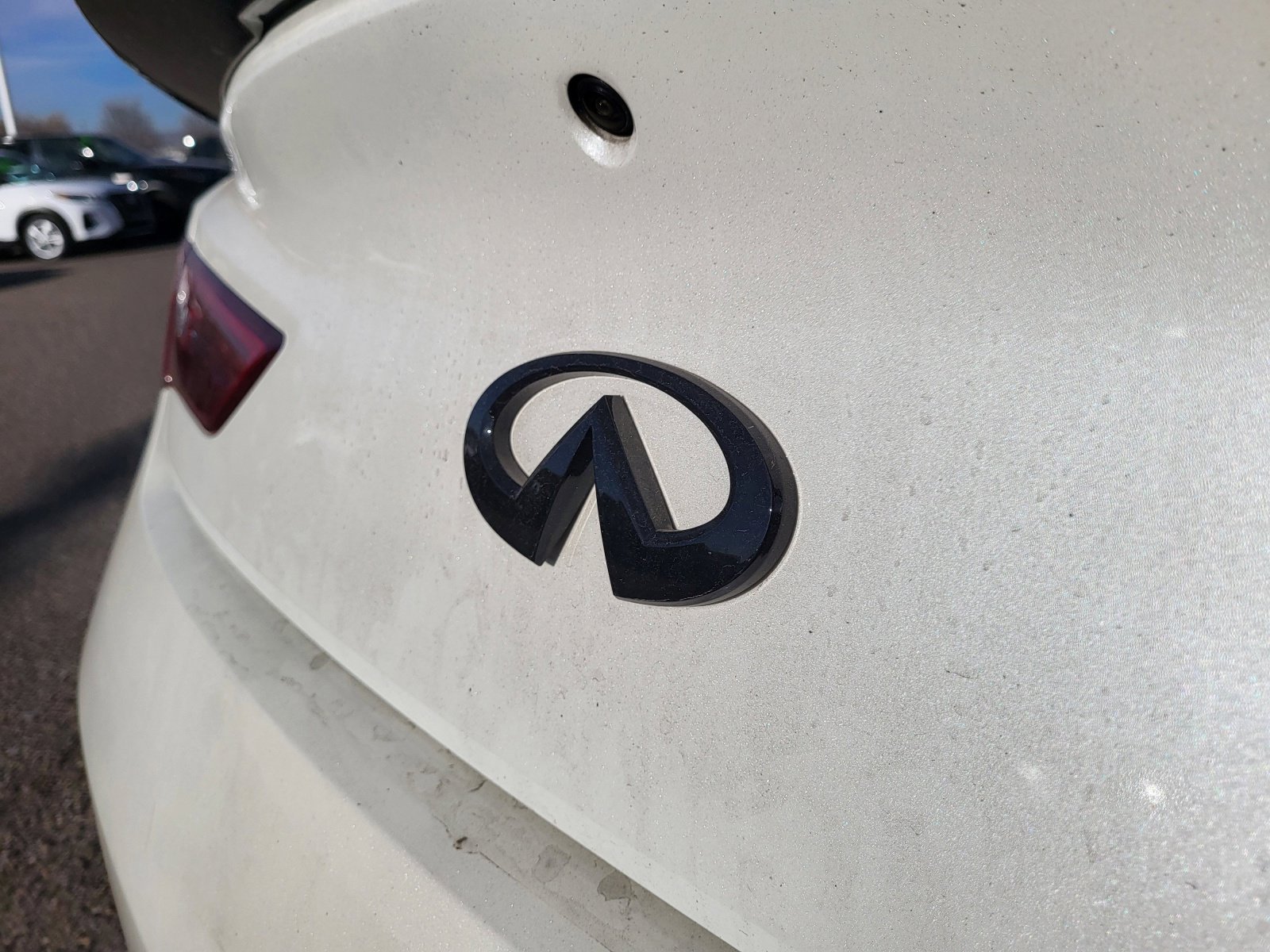 Used 2018 INFINITI Q60 Red Sport 400 w/ Sensory Package 3.0T Sport image 21