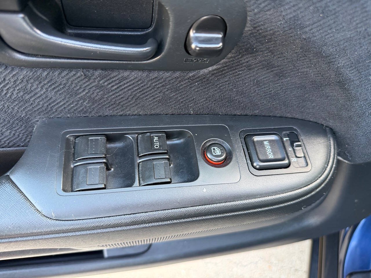 Used 2006 Honda CR-V LX image 17