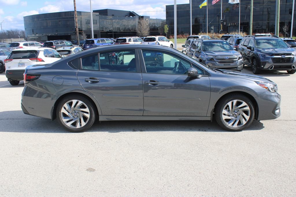 Used 2025 Subaru Legacy Limited image 4