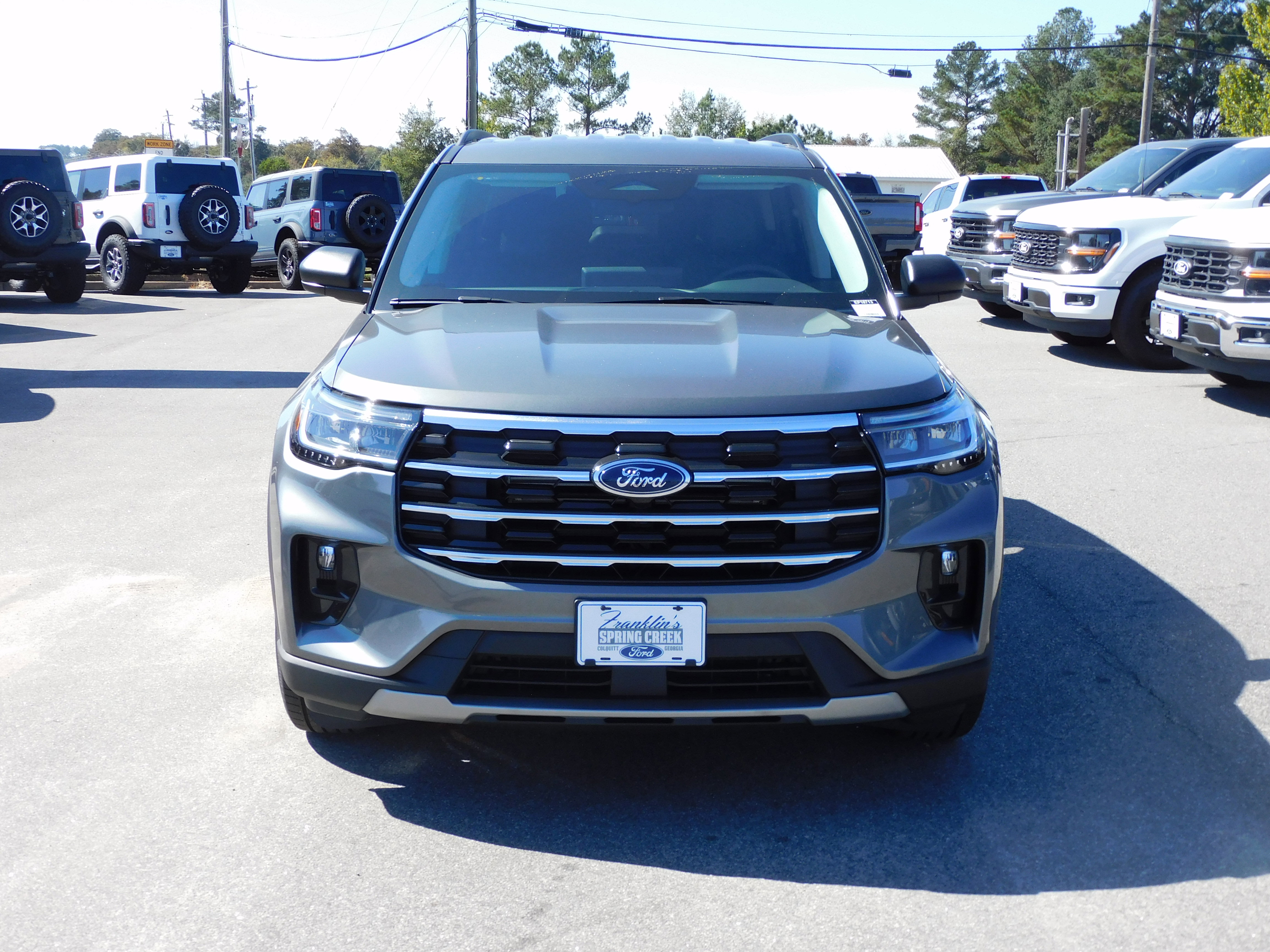 New 2025 Ford Explorer Active w/ Active Comfort Package image 3