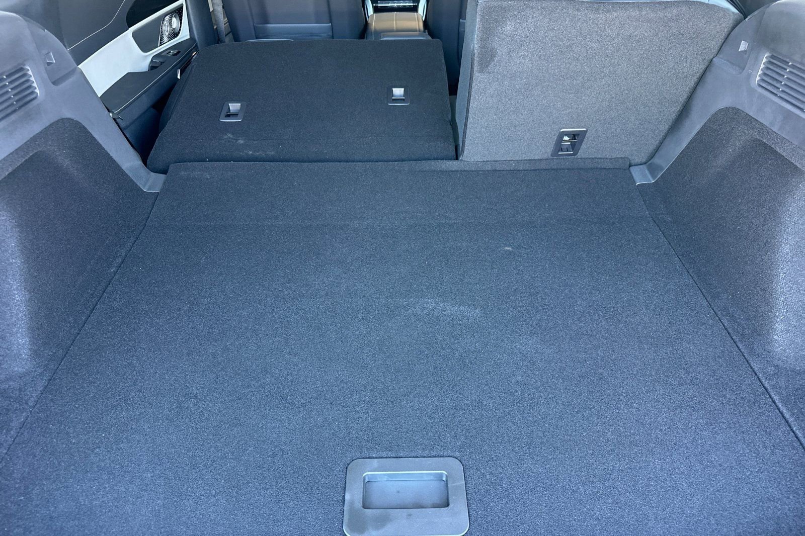 Used 2025 Lincoln Nautilus Reserve image 12