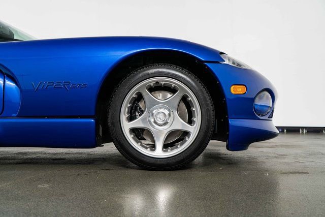Used 1996 Dodge Viper GTS RWD image 11