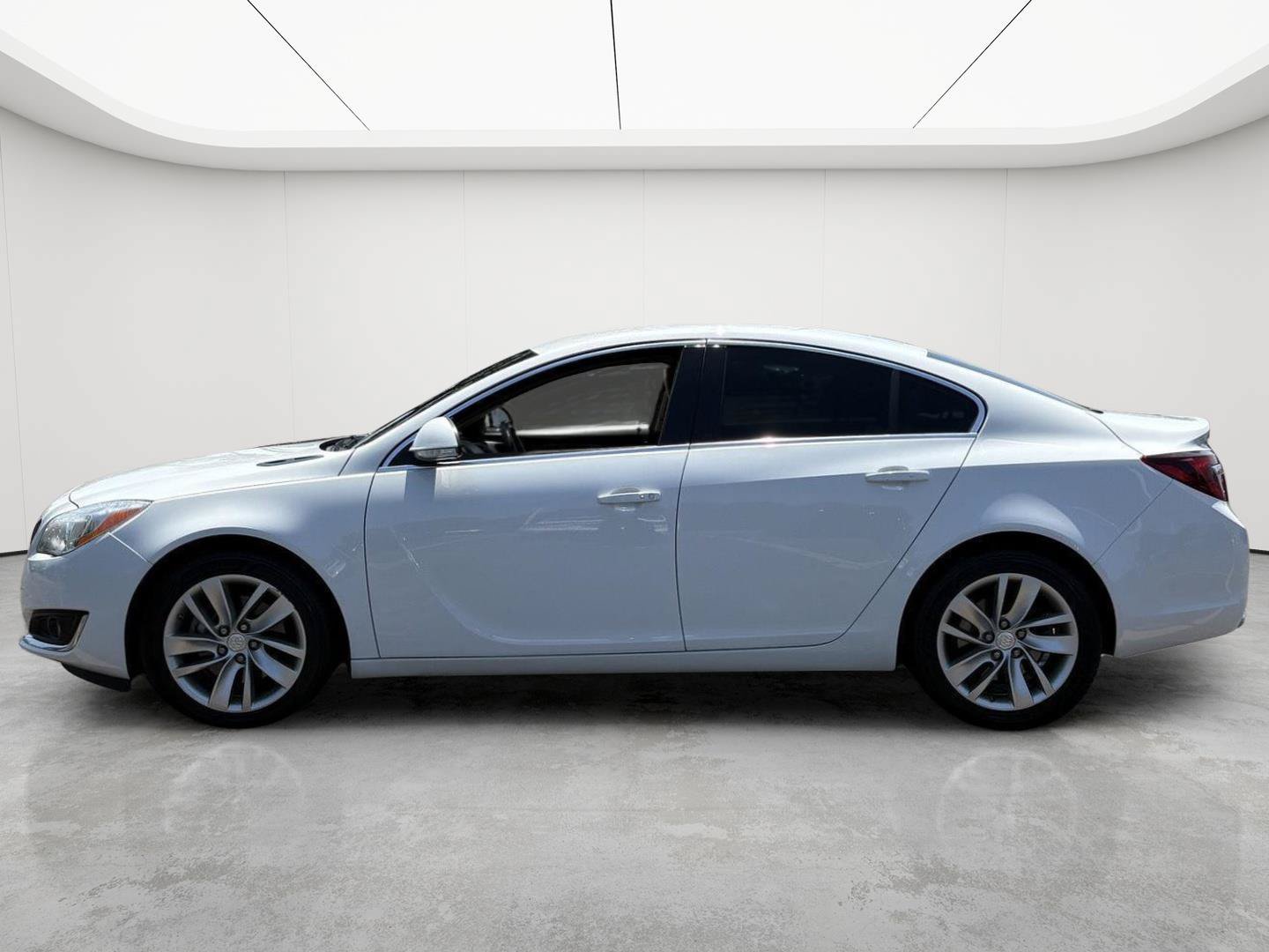 Used 2016 Buick Regal Premium FWD image 5