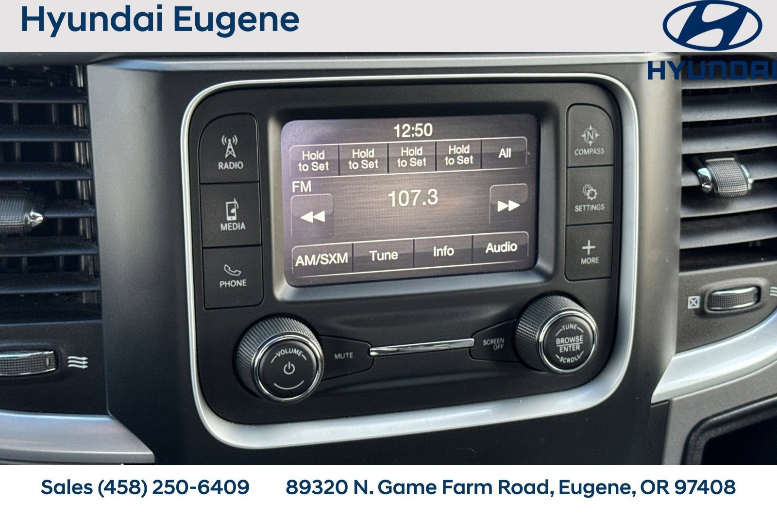 Used 2024 RAM 1500 Classic SLT image 21