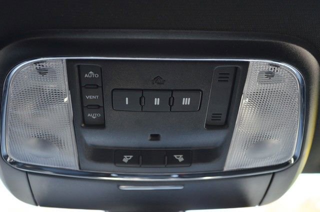 Used 2018 Dodge Charger GT AWD/4WD image 32