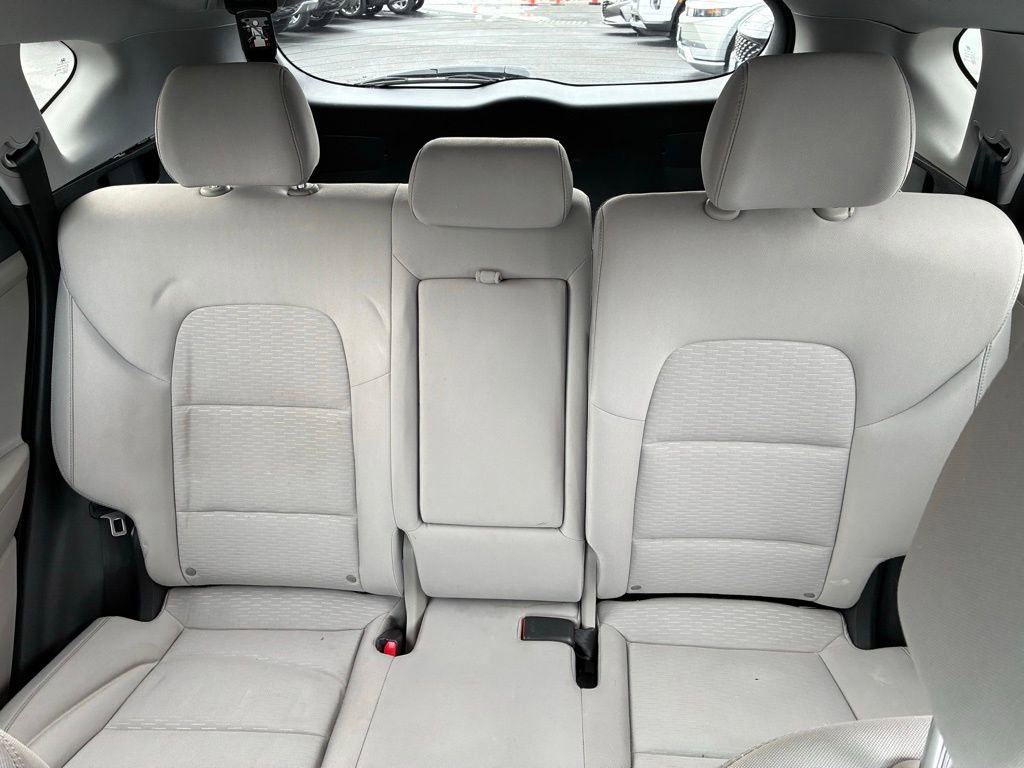 Used 2019 Hyundai Tucson SE w/ Cargo Package image 15