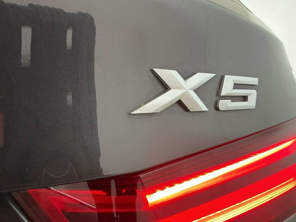Used 2018 BMW X5 xDrive40e image 30