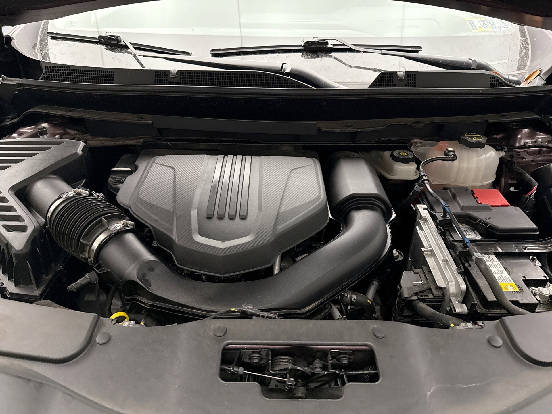 Used 2025 GMC Acadia Elevation image 23