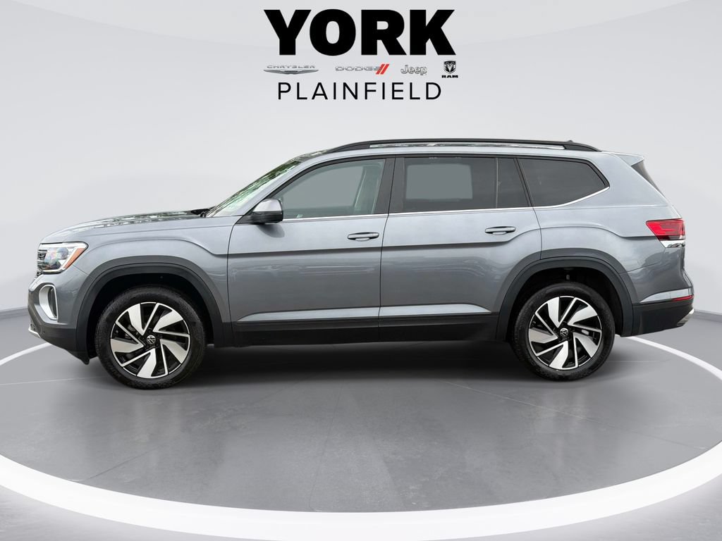 Used 2025 Volkswagen Atlas SE FWD image 8
