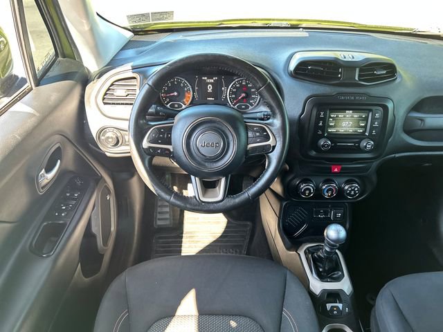 Used 2016 Jeep Renegade 75th Anniversary FWD image 14