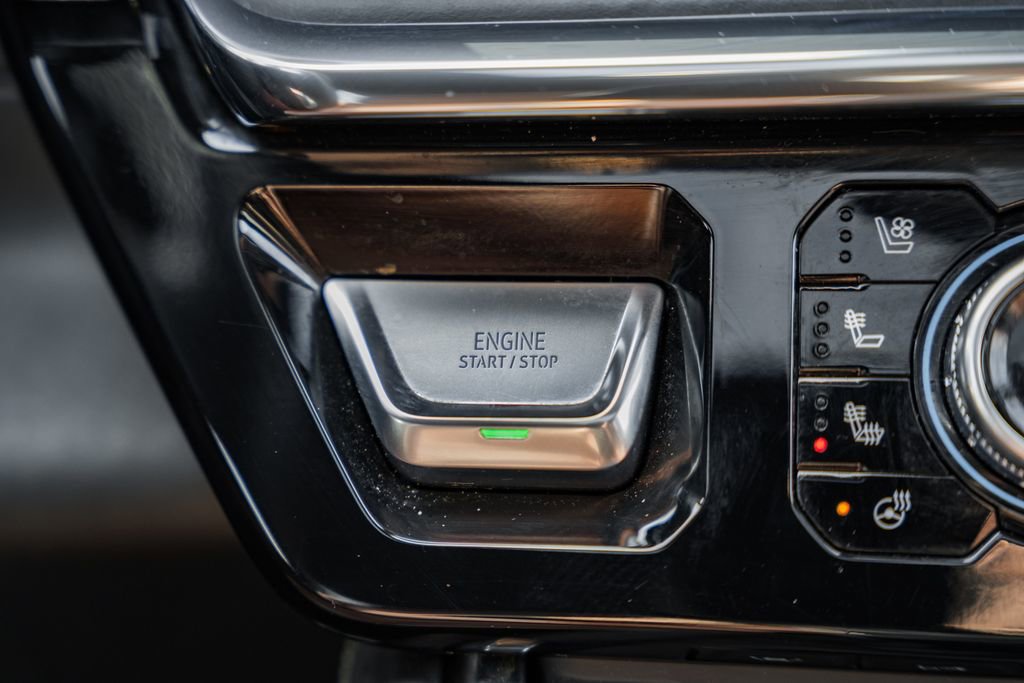 Used 2024 GMC Sierra 1500 Denali Ultimate image 33