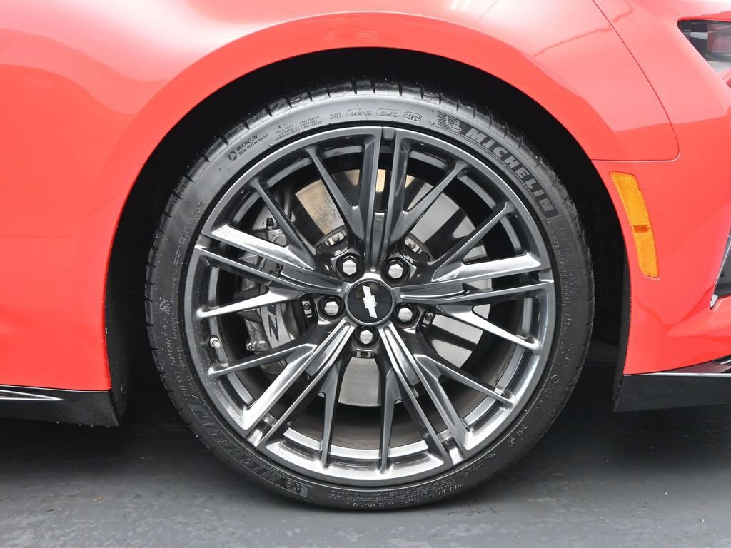 Used 2017 Chevrolet Camaro ZL1 image 32