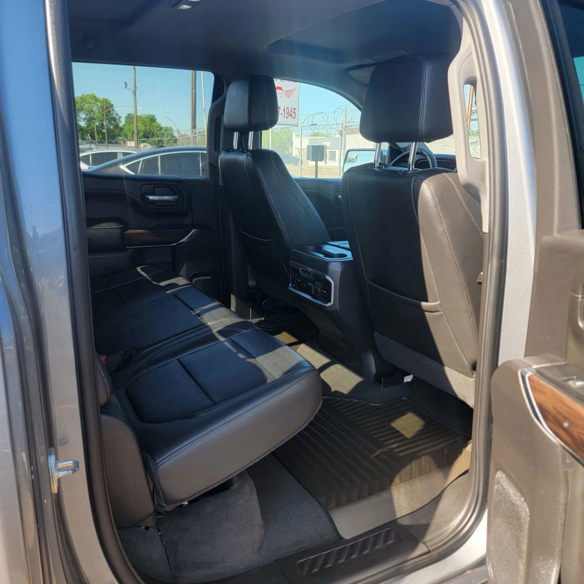 Used 2021 GMC Sierra 1500 SLT w/ SLT Premium Package image 13