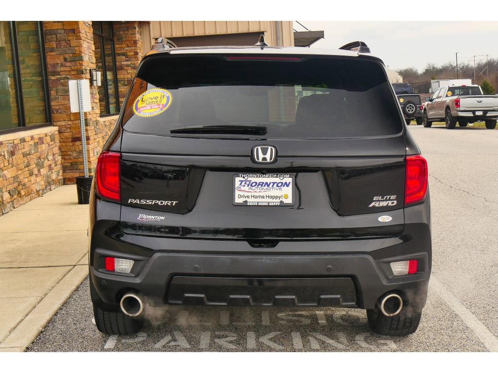 Used 2023 Honda Passport Elite image 4