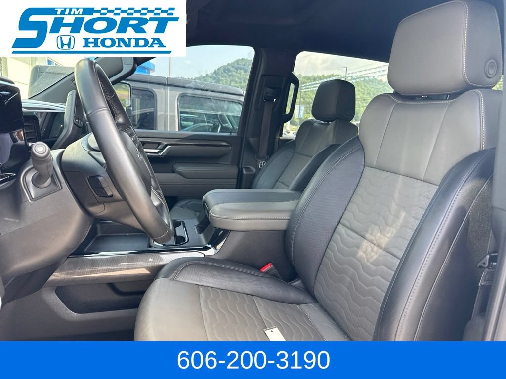 Used 2024 Chevrolet Silverado 2500 ZR2 AWD/4WD image 13