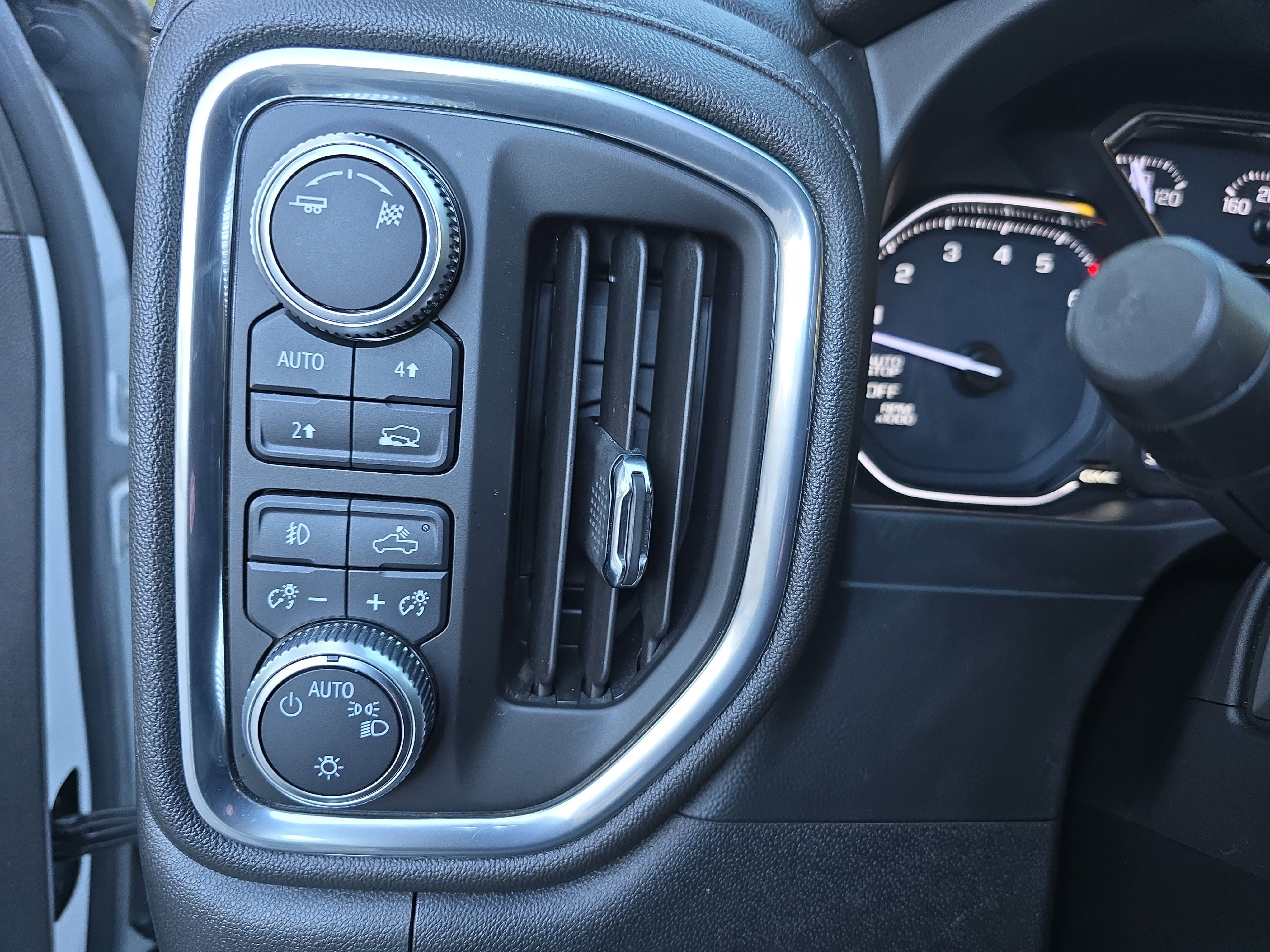 Used 2019 GMC Sierra 1500 Elevation w/ Elevation Value Package image 27