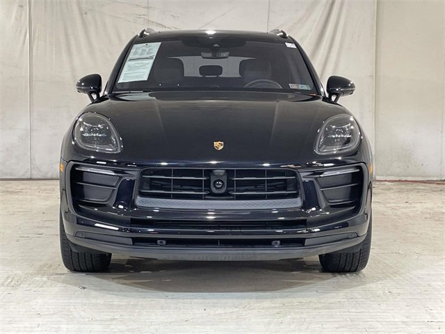 Used 2025 Porsche Macan image 52