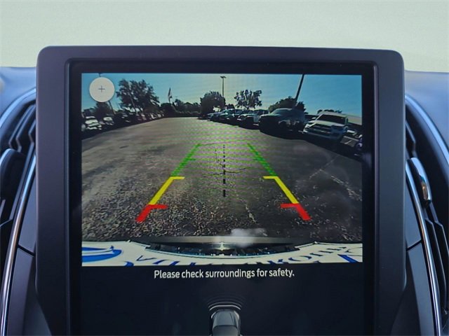 Used 2024 Ford Edge Titanium image 17