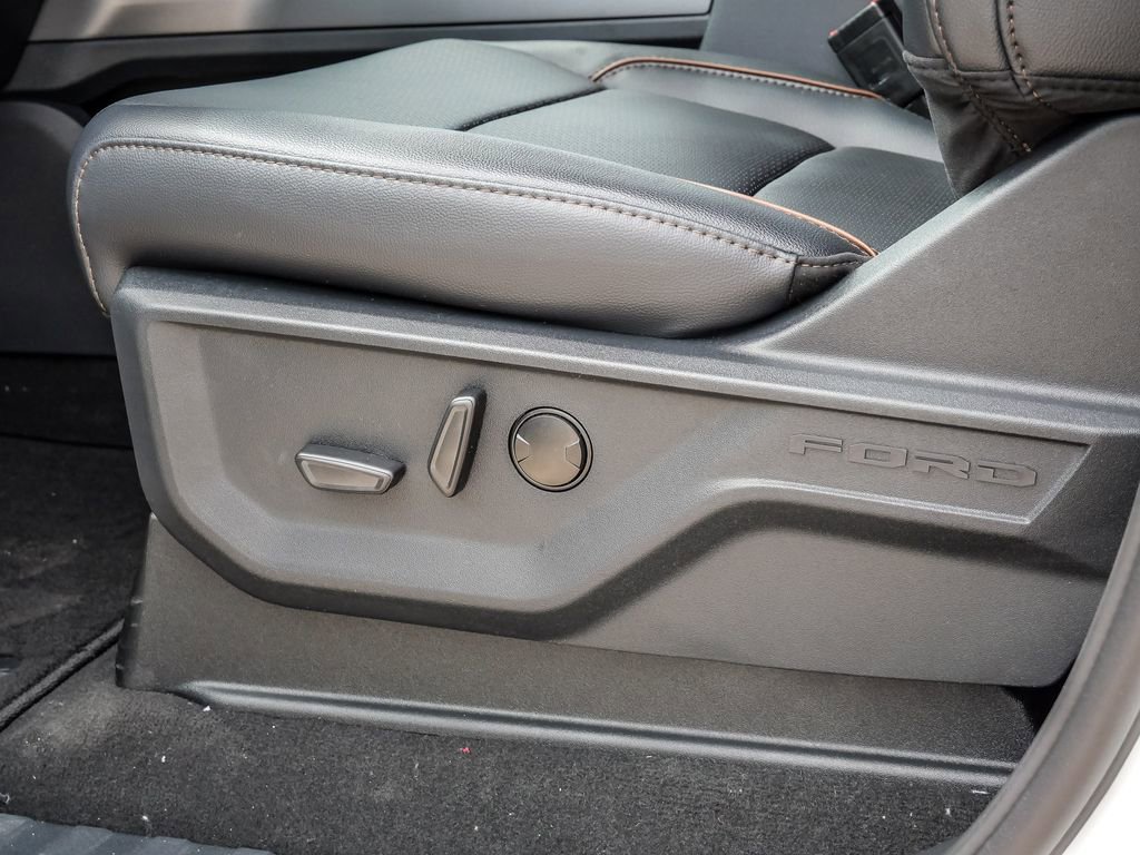 New 2026 Ford F250 Lariat w/ Lariat Premium Package image 32