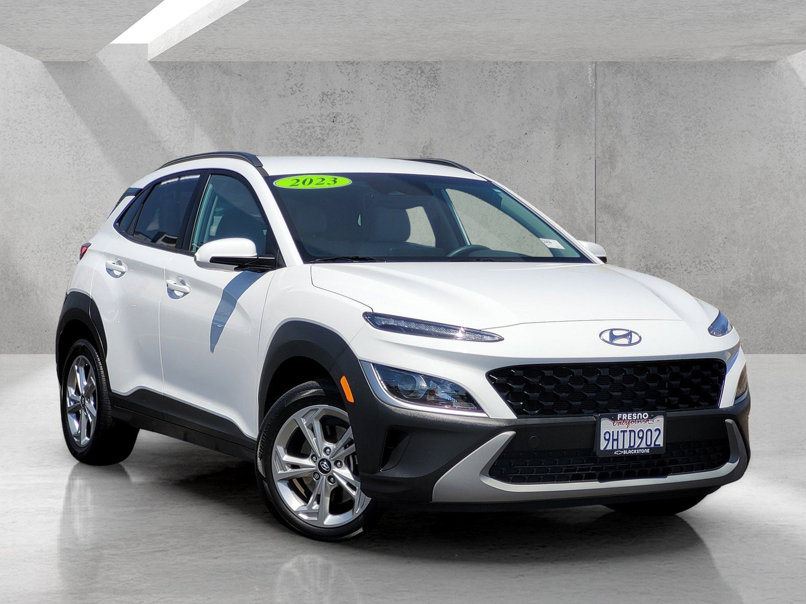 Used 2023 Hyundai Kona SEL w/ Cargo Package AWD/4WD image 1