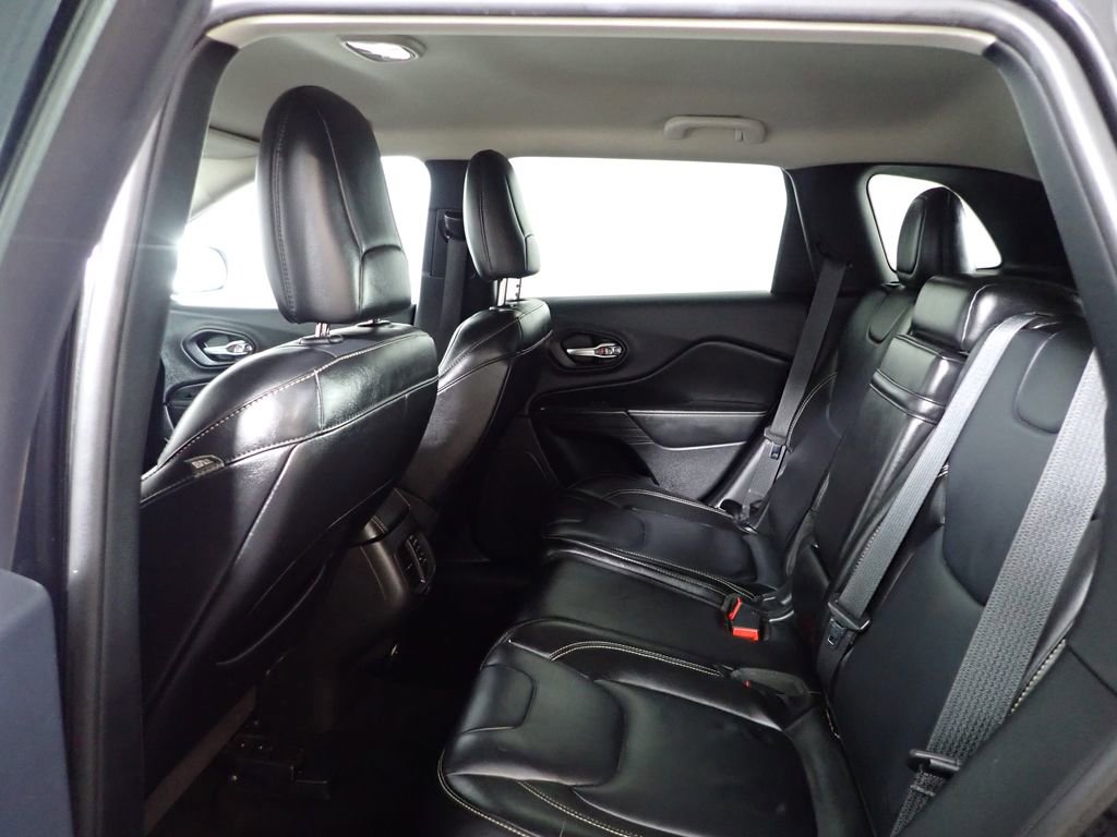 Used 2014 Jeep Cherokee Limited AWD/4WD image 35