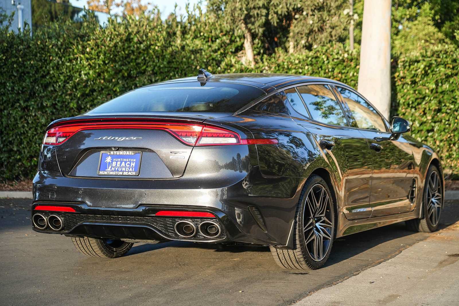 Used 2022 Kia Stinger GT1 AWD/4WD image 6