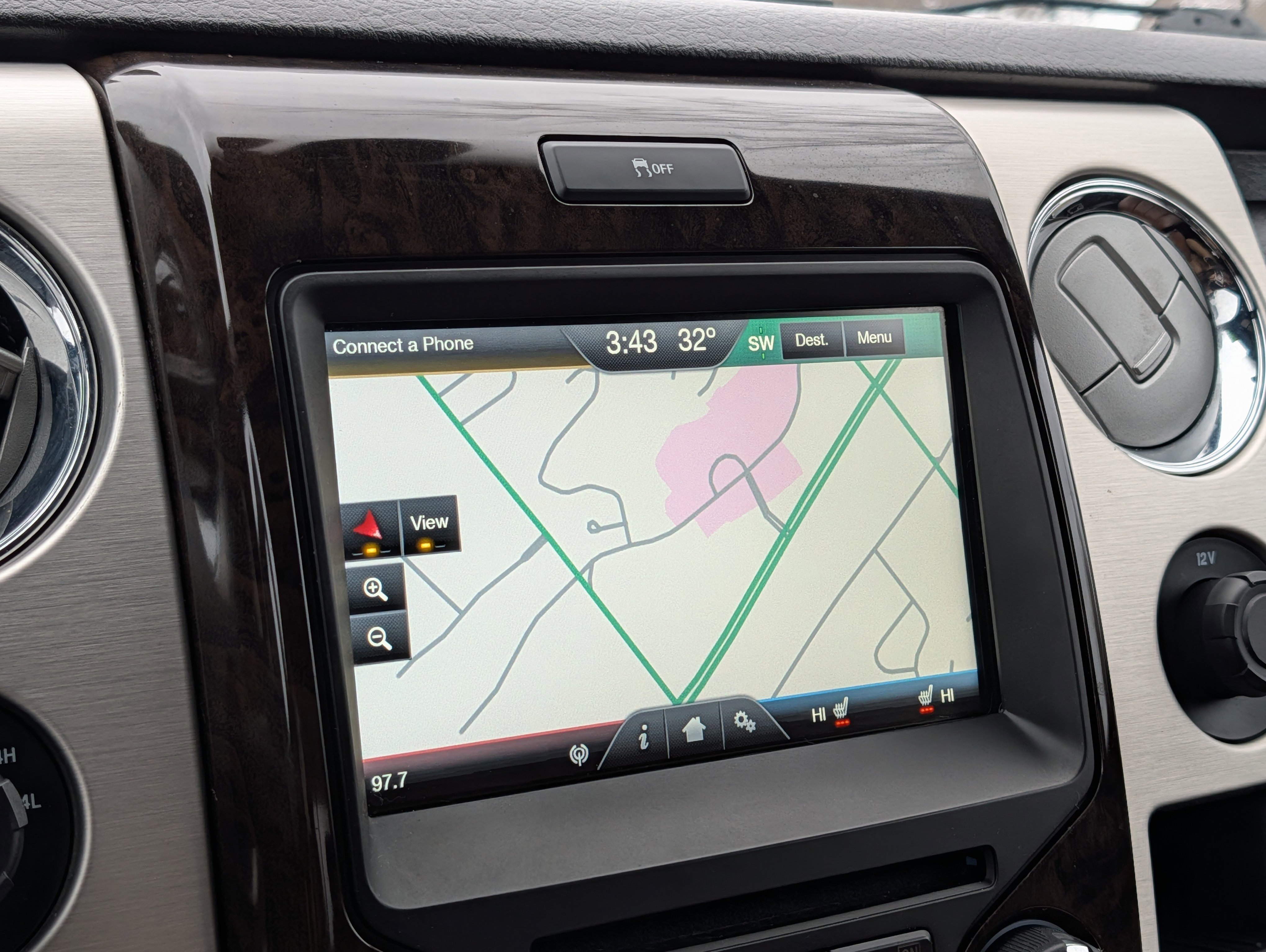 Used 2014 Ford F150 Platinum image 22