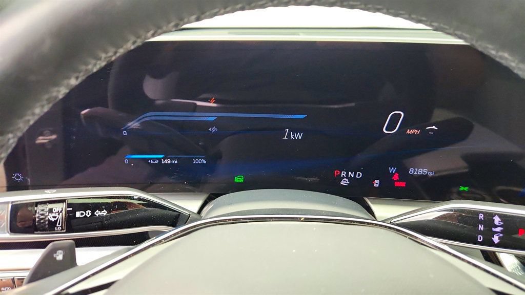 Used 2025 Cadillac Lyriq Luxury RWD image 14