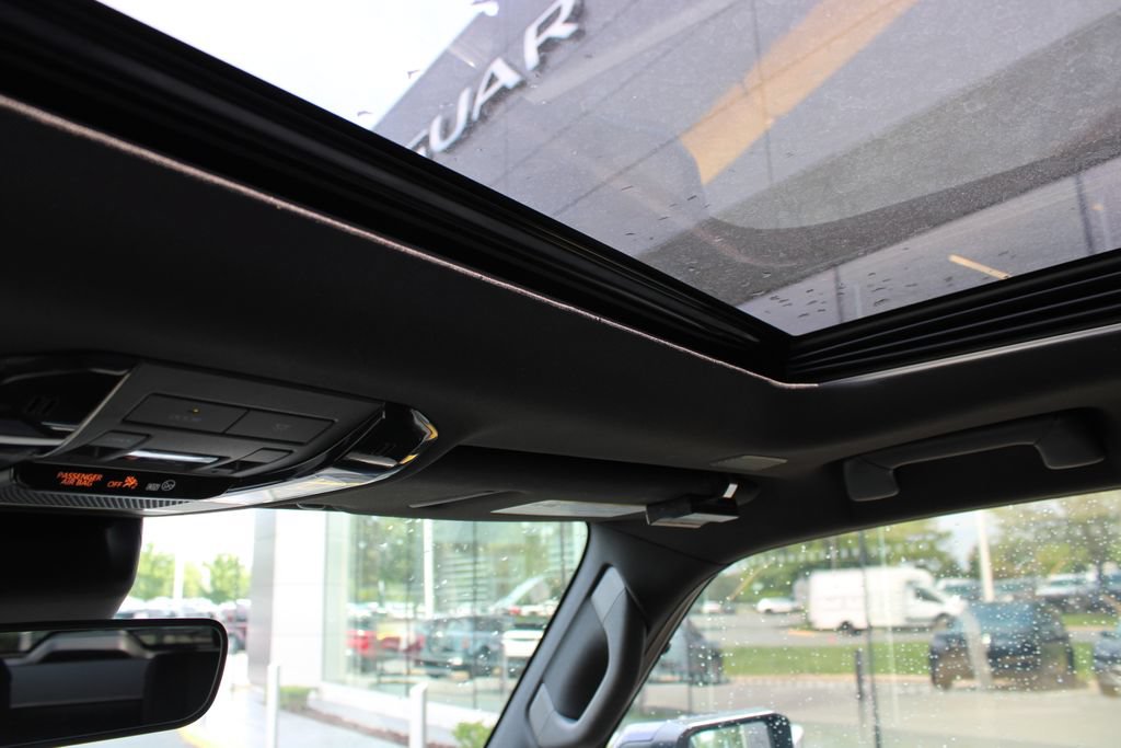 Used 2024 Lexus GX 550 w/ Accessory Package (Z1) AWD/4WD image 10