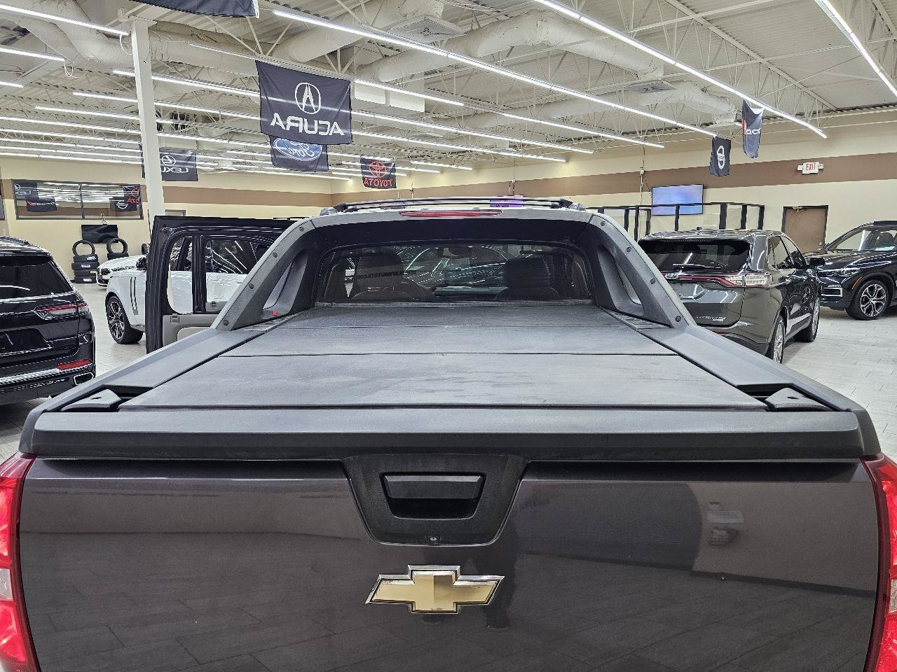 Used 2011 Chevrolet Avalanche LT w/ Regional Value Package RWD image 10