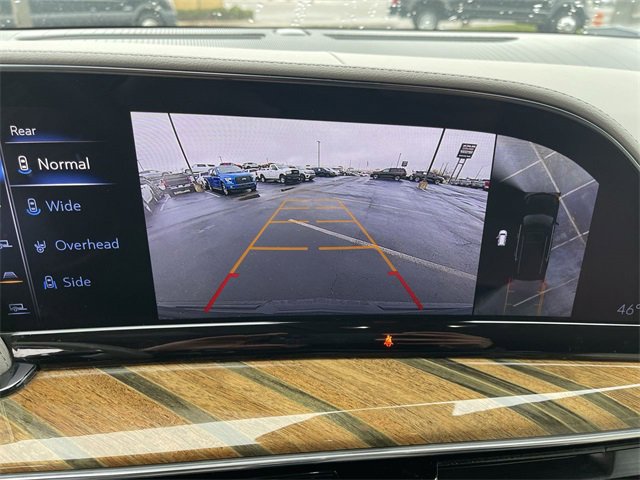 Used 2022 Cadillac Escalade ESV Premium Luxury Platinum image 17