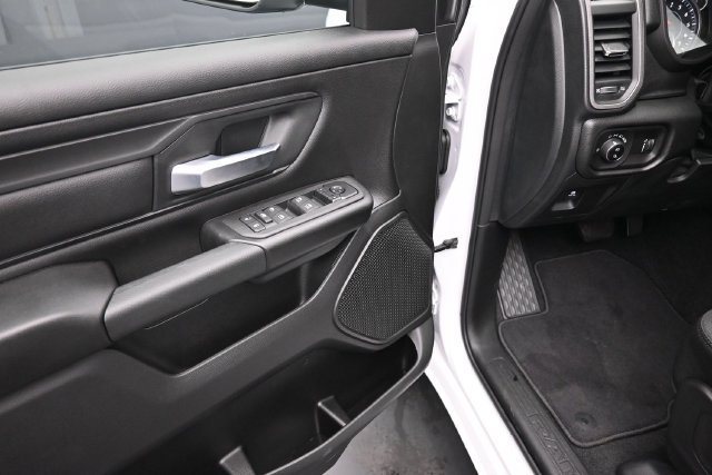 New 2027 RAM 1500 Express AWD/4WD image 18