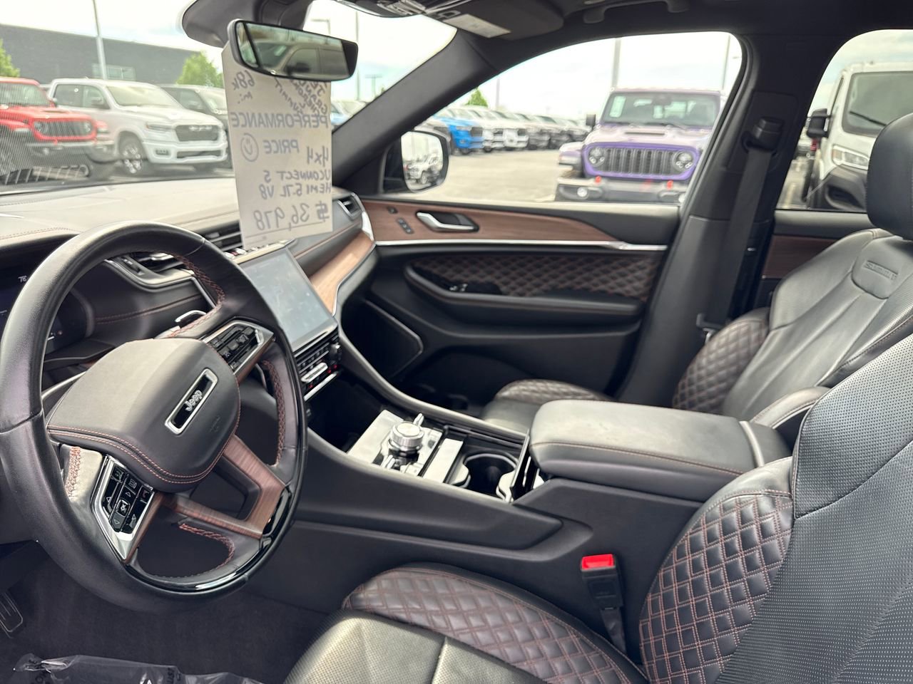 Used 2022 Jeep Grand Cherokee L Summit image 11