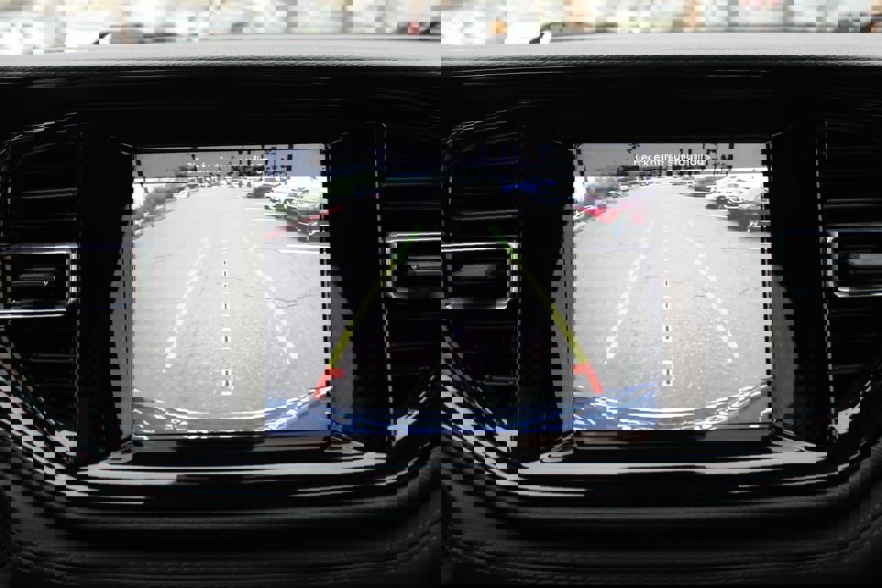 Used 2022 Dodge Durango SXT w/ Blacktop Package image 18