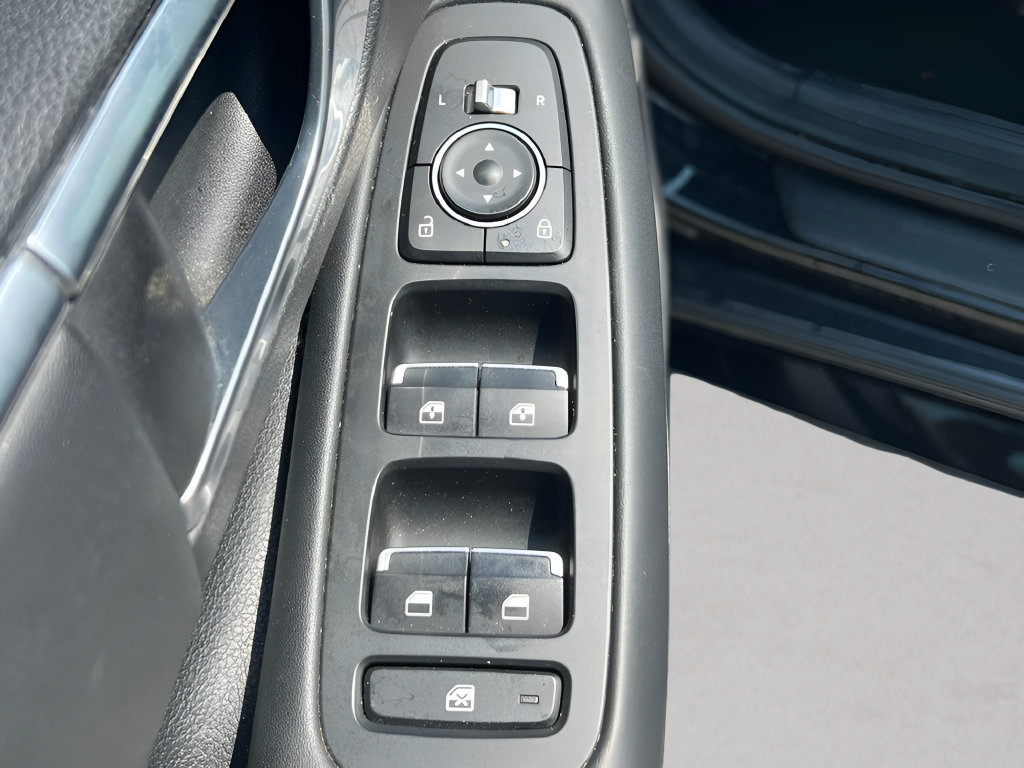 Used 2021 Hyundai Sonata SEL FWD image 16