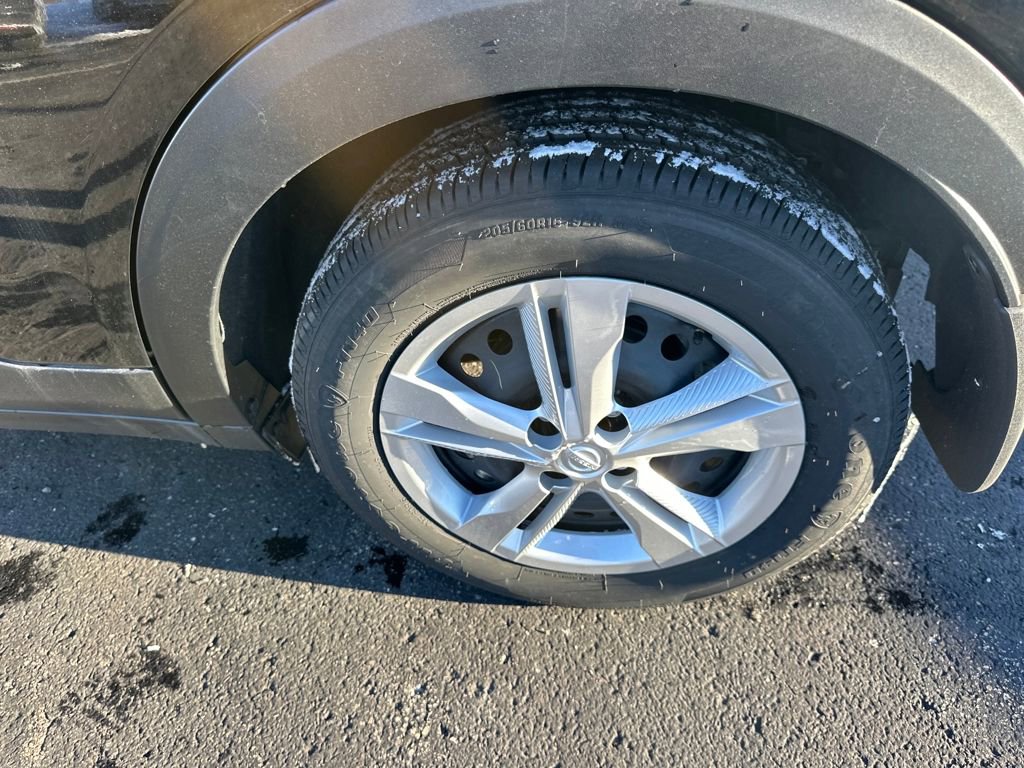 New 2025 Nissan Kicks Play S image 35