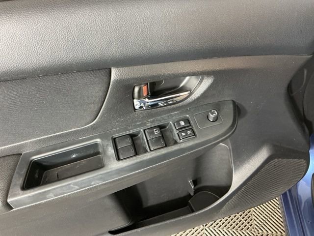 Used 2014 Subaru Impreza 2.0i Premium w/ All-Weather Package w/CVT image 12