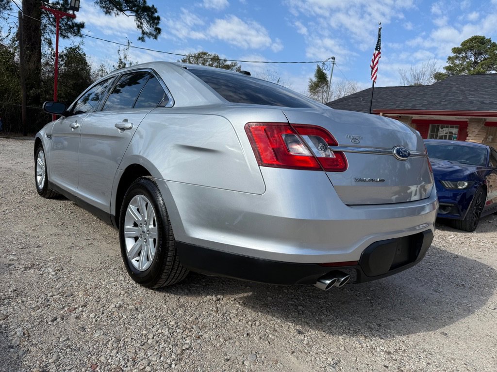 Used 2012 Ford Taurus SE image 5