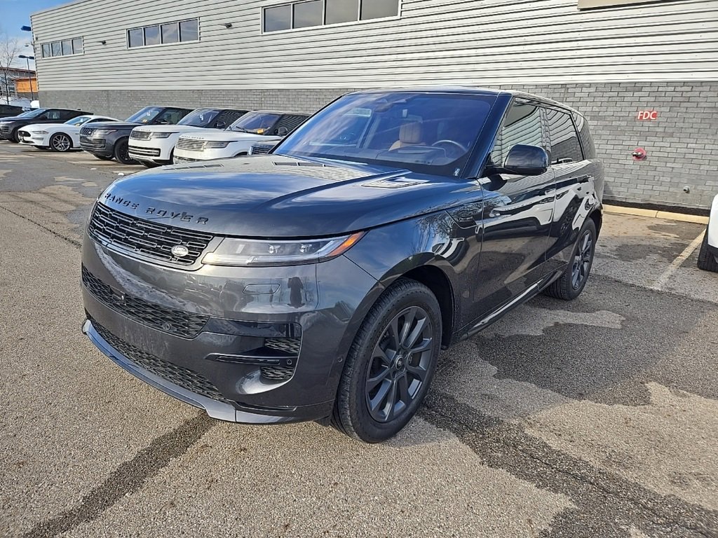 Used 2023 Land Rover Range Rover Sport SE Dynamic image 1
