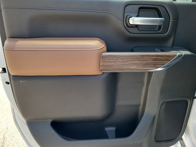 Used 2020 Chevrolet Silverado 2500 High Country image 11