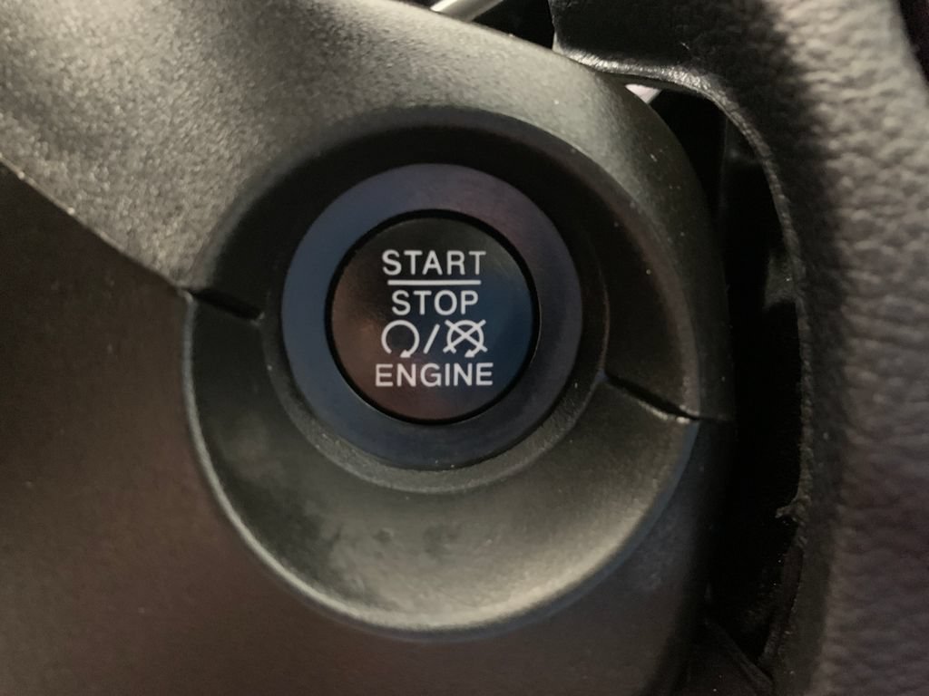 Used 2019 Jeep Compass Limited AWD/4WD image 26