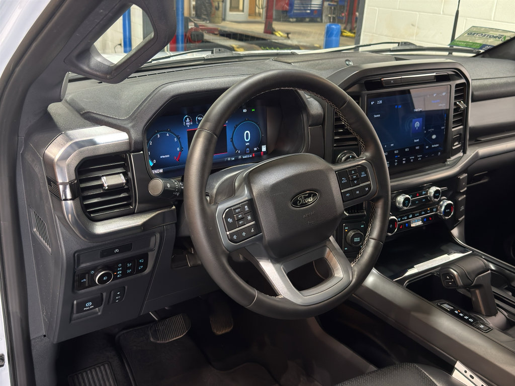 Used 2025 Ford F150 Lariat AWD/4WD image 18